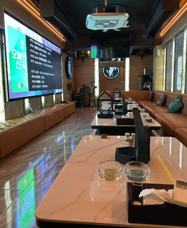 방콕 궁전 가라오케 VIP 룸 방콕 KTV 가라오케 룸